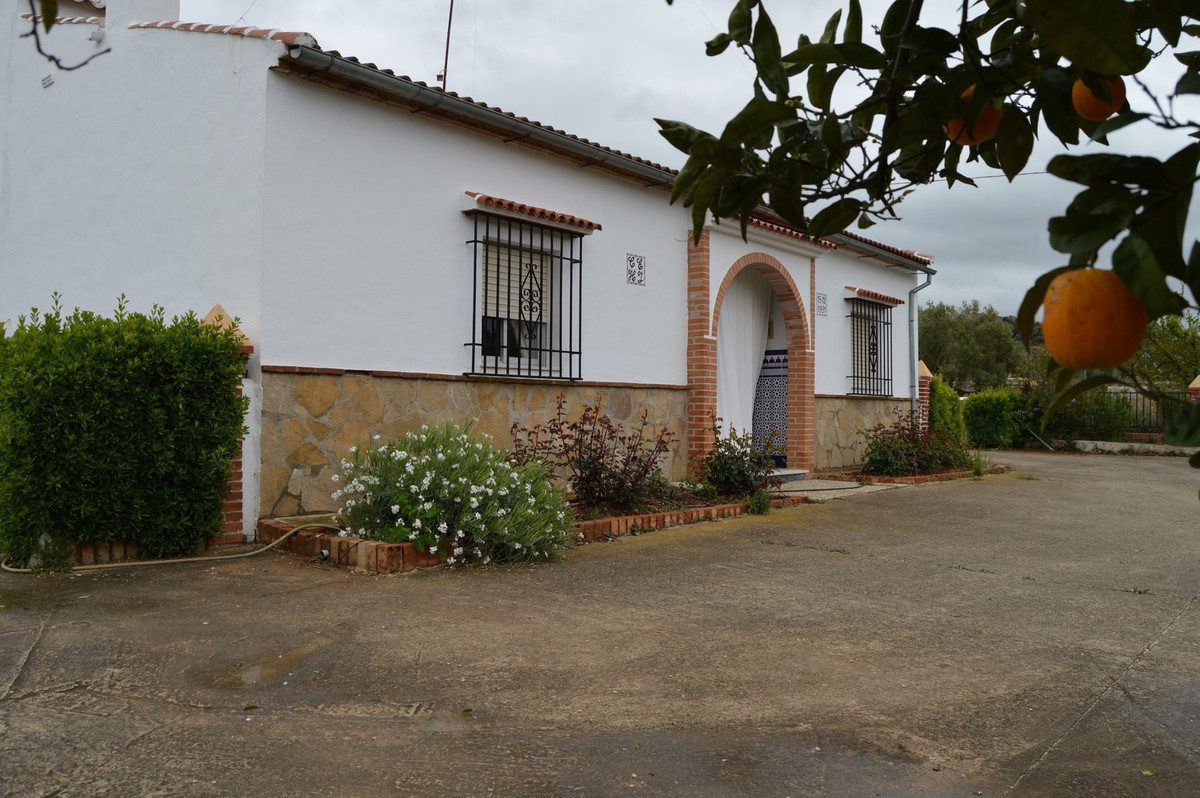 Property Image: Antequera, Costa del Sol (Detached Villa)