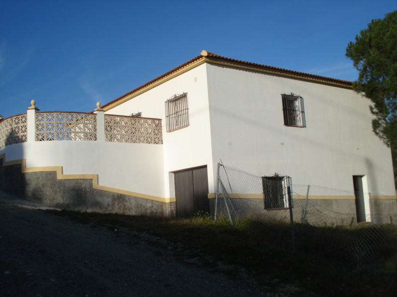 Property Image: Carratraca, Costa del Sol (Detached Villa)