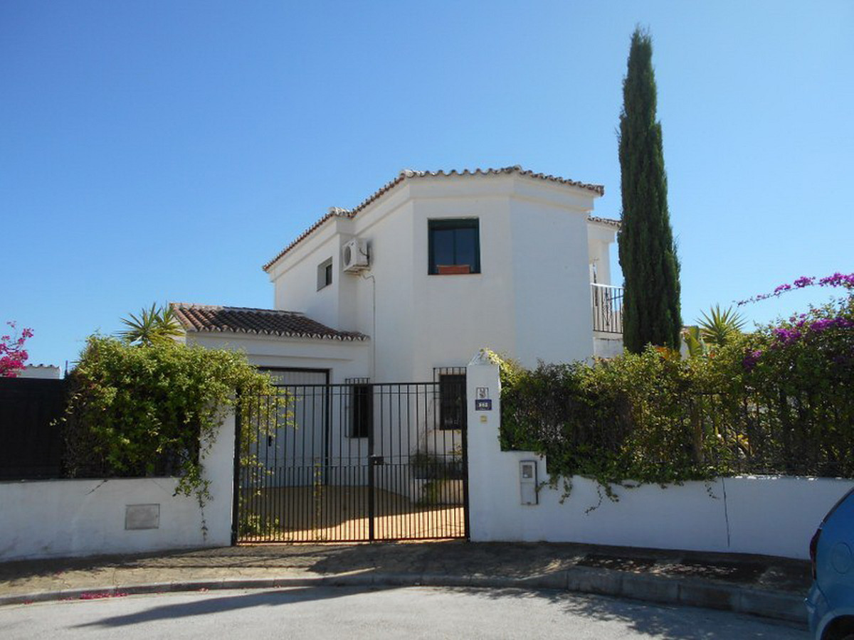 Property Image: Alcaucín, Costa del Sol East (Detached Villa)