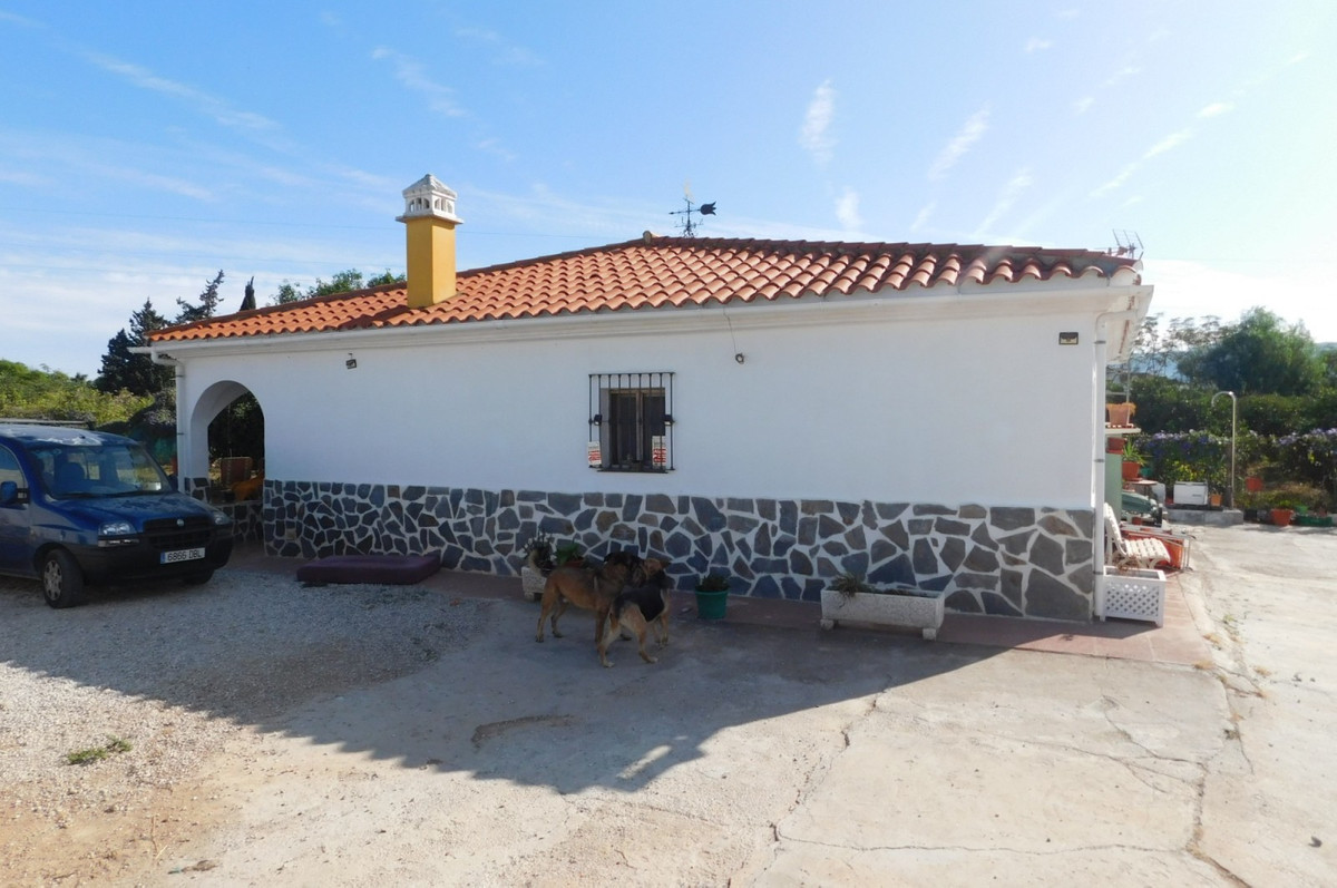 Property Image: Campanillas, Costa del Sol (Detached Villa)