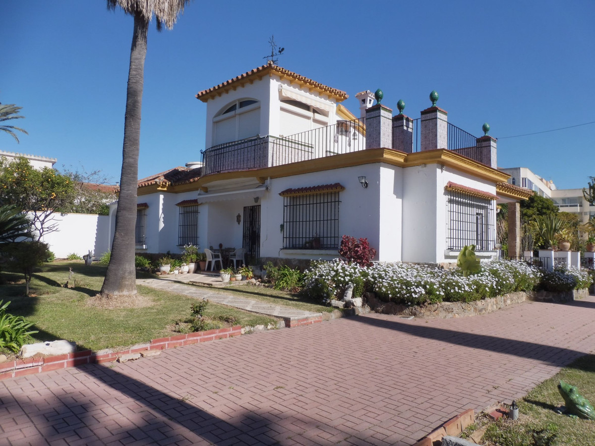 Property Image: Benalmadena Costa, Costa del Sol (Detached Villa)